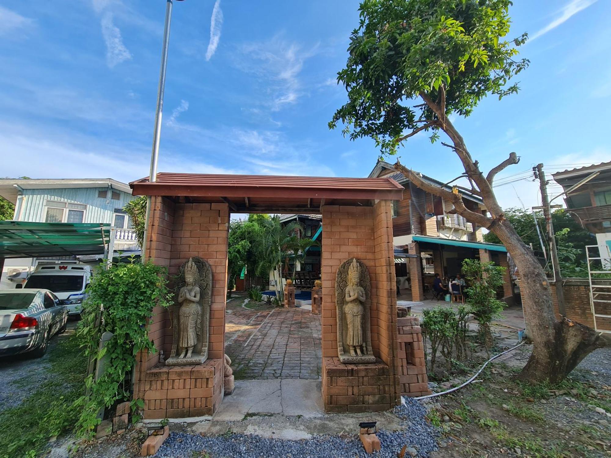 דירות Tepbunthomhouse Ayutthaya מראה חיצוני תמונה